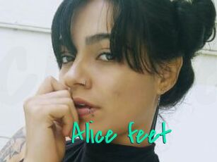 Alice_feet