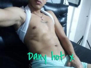 Dany_hot_x
