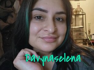 Davynaselena