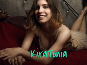 KiraTonia