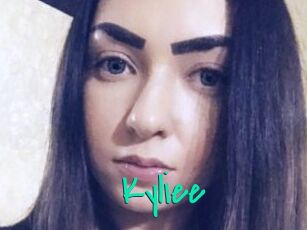 Kyliee_