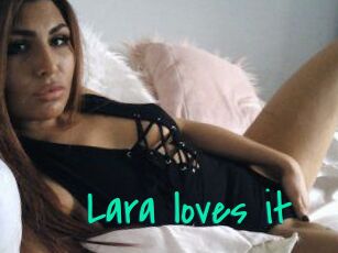 Lara_loves_it