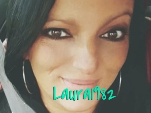 Laura1982