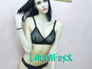 LauraFoxX