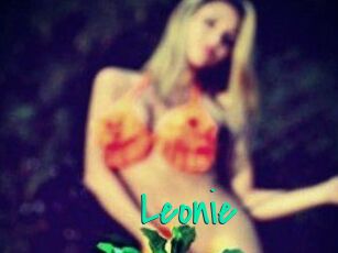 Leonie Cool Sexe