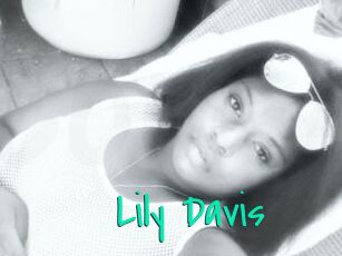 Lily_Davis