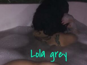Lola_grey