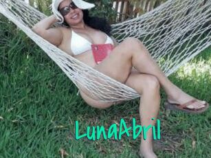 LunaAbril