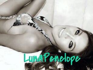 LunaPenelope