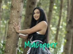 MiaCoperr