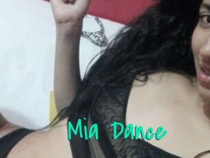Mia_Dance