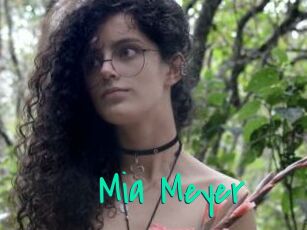 Mia_Meyer