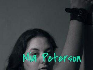 Mia_Peterson