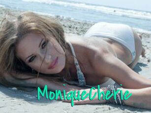 MoniqueCherie