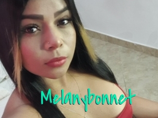 Melanybonnet