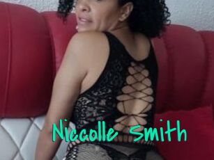 Niccolle_Smith
