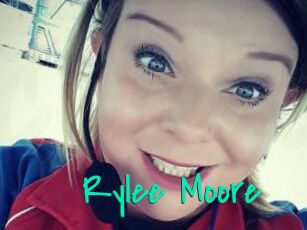 Rylee_Moore