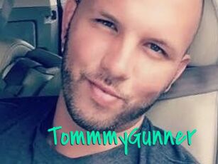 TommmyGunner