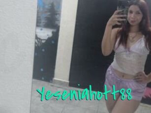 Yeseniahott88